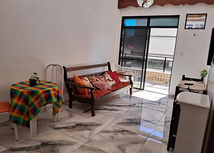 Apto Com Varanda Na Praia